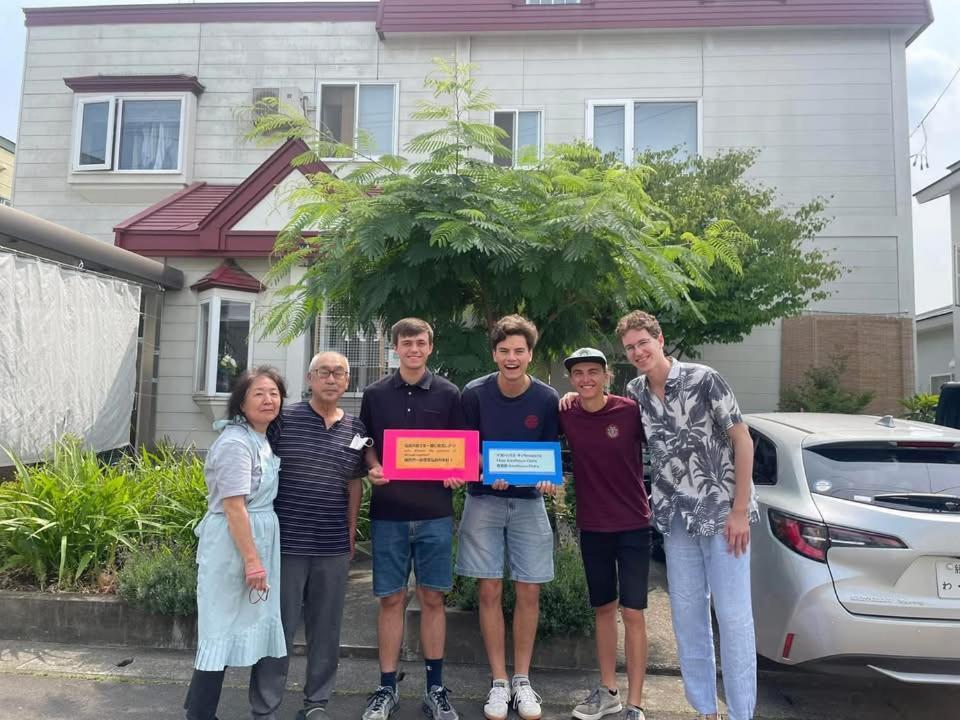 Guest House Chara 弘前市 外观 照片